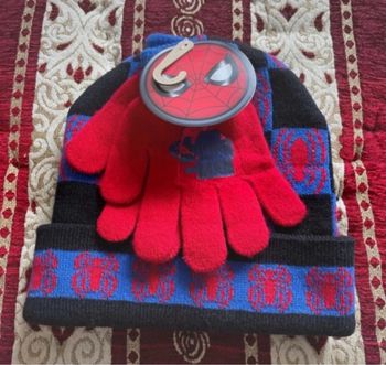 Bonnet plus gants Spiderman