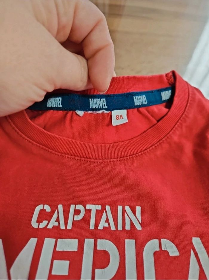 T-shirt captain américa 8 ans - photo numéro 3