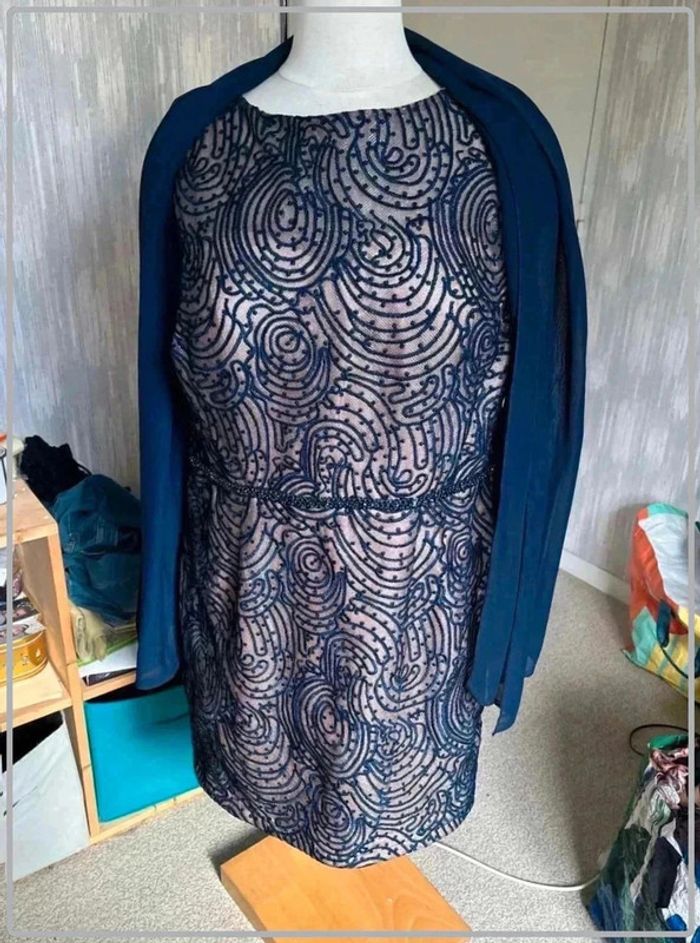 Magnifique robe de soiree taille 46 - photo numéro 3