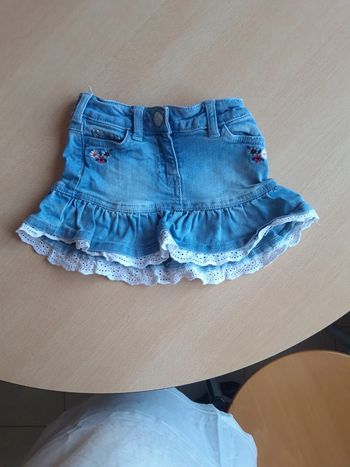 Jupe 92 cm C&A