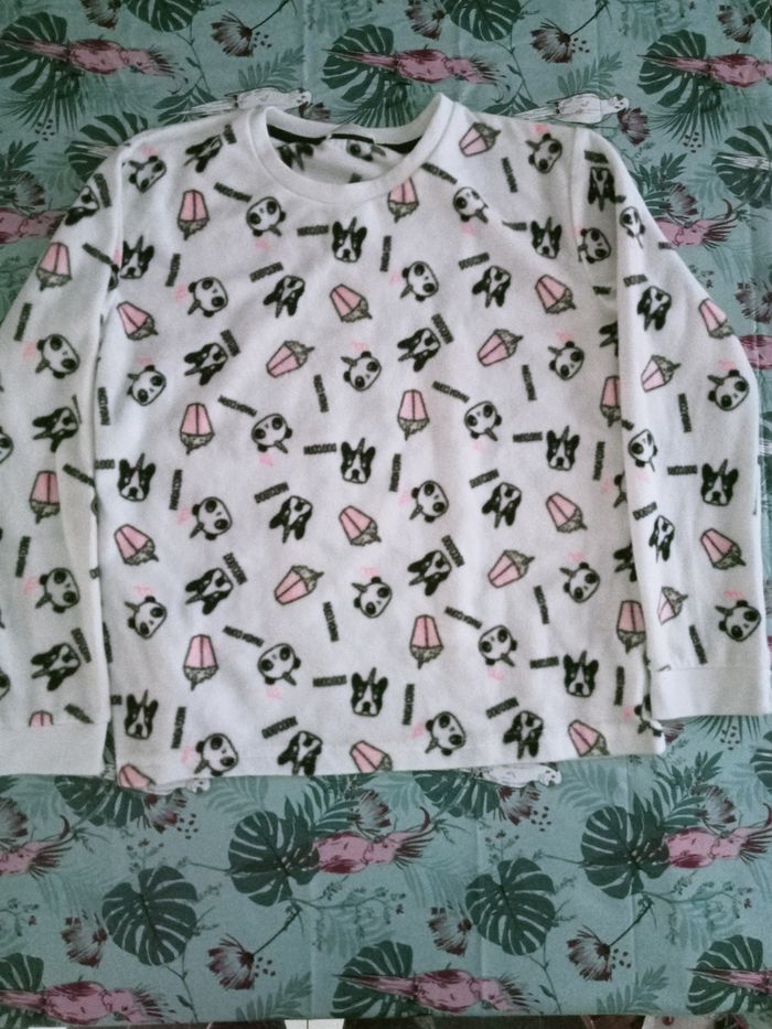 Pull taille 14ans gemo