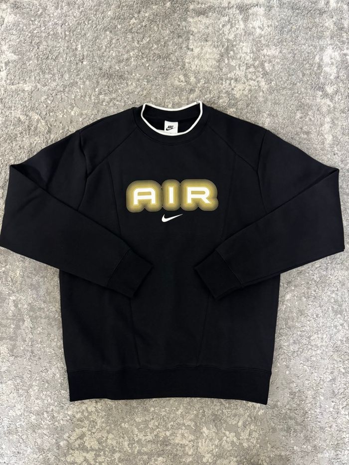 Pull Nike Noir Logo Gold - Taille M - Neuf - Authentique - photo numéro 2
