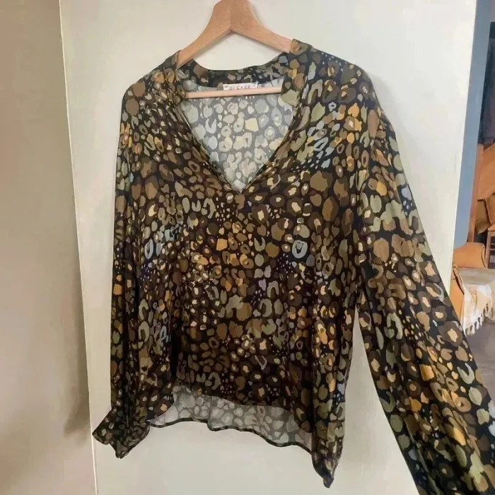 Blouse fluide imprimé léopard doré noir marron Please Taille M manches longues légères Italy V006 - photo numéro 2