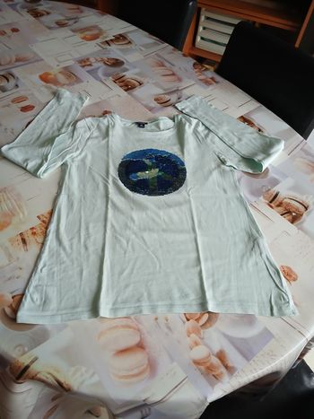 Tee-shirt ML "Kiabi" 12 ans.