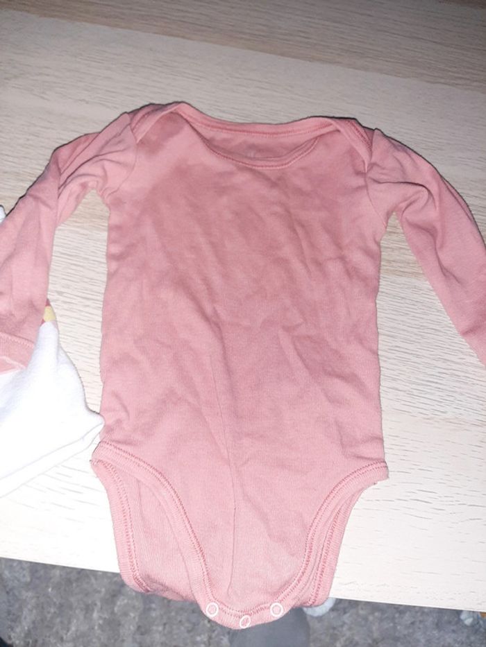 Lot de 2 bodys manches longues 9 mois - photo numéro 3