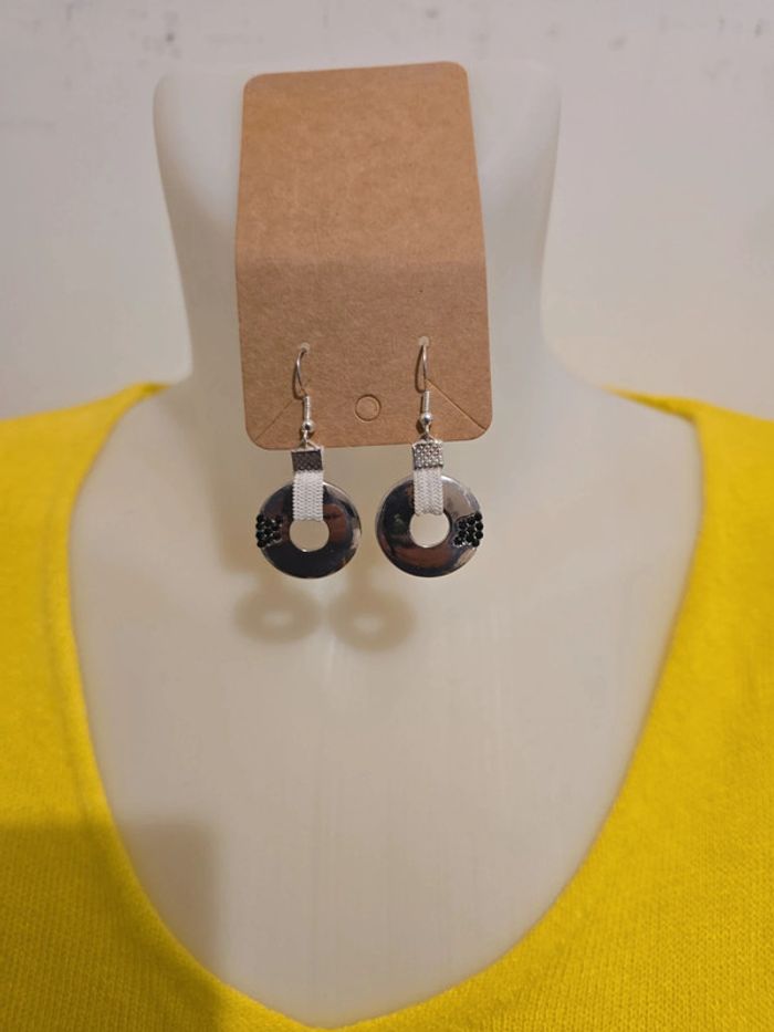 Magnifique paire de boucles d'oreilles neuf - photo numéro 3