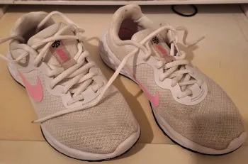 🎀 basket nike taille  35,5 🎀