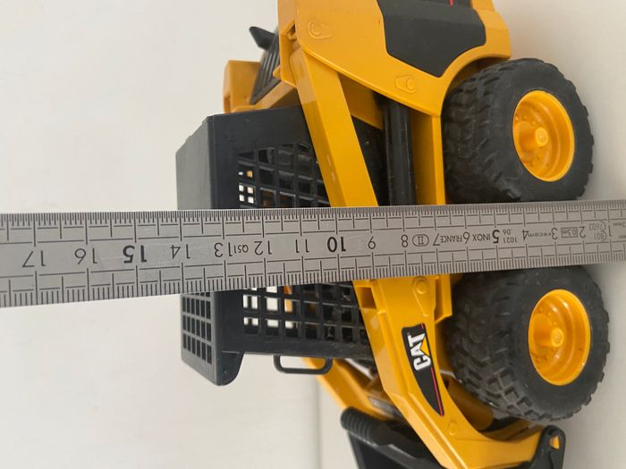 Chargeuse compacte CAT Caterpillar - Marque Bruder - photo numéro 9