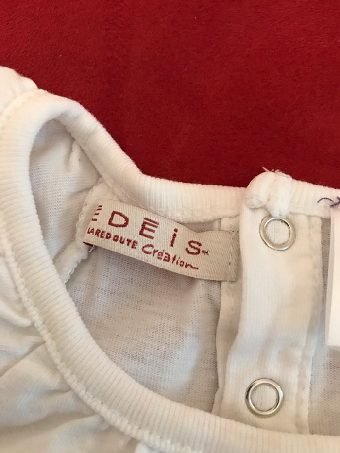 T-shirt blanc avec impression mauve - photo numéro 4