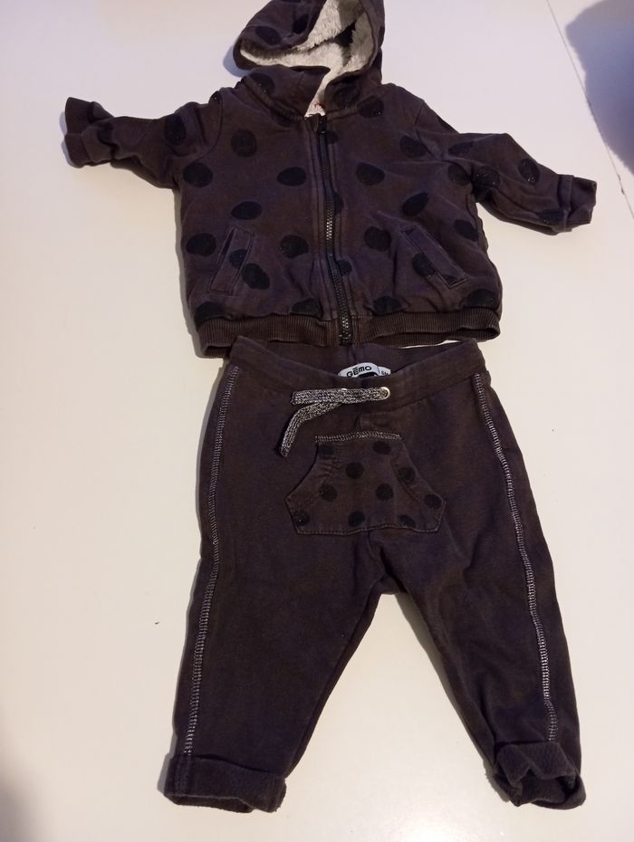 Ensemble mickey  6 mois Gémo