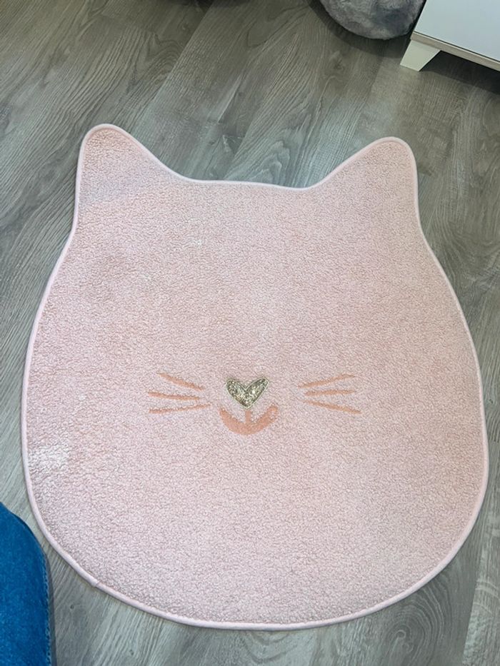 Petit tapis chat 🌸 - photo numéro 2