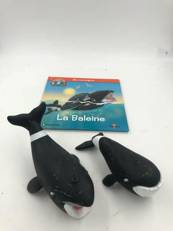 Livre + 2 figurines / La baleine collection Altaya