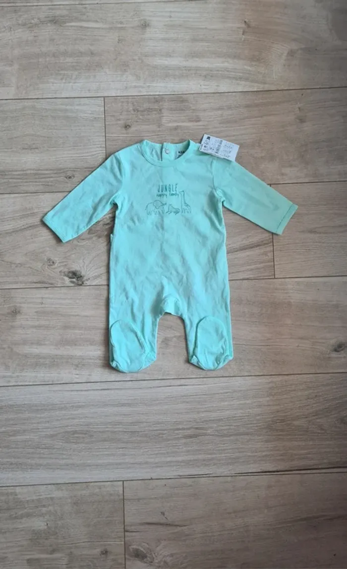 Pyjama fin kiabi 3 mois neuf avec etiquette - photo numéro 3