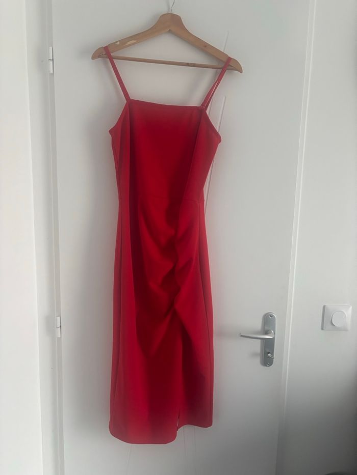 Robe rouge - photo numéro 7