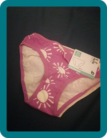 Lot de 2 culottes neuves Zeeman 4-6 ans