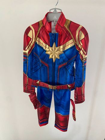 Disney Store Costume Déguisement Captain Marvel pour enfants (Neuf) 4ans