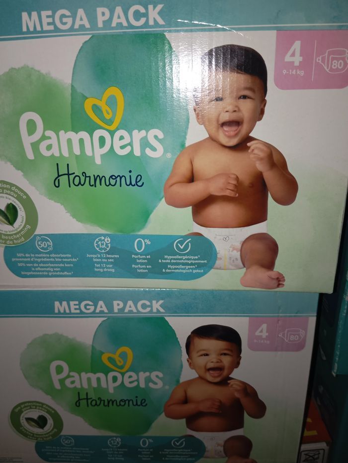 Lot couches Pampers