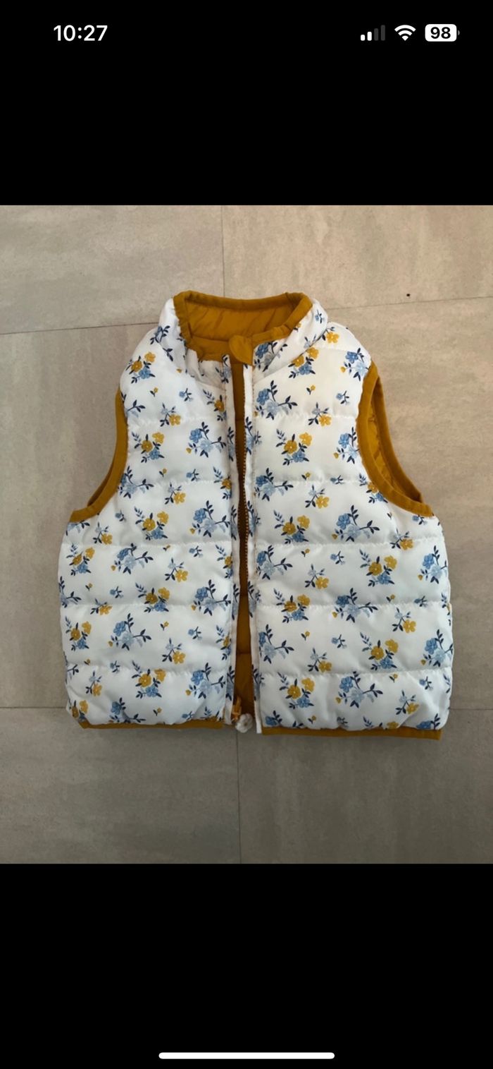 Doudoune sans manche 6-9 mois - photo numéro 2