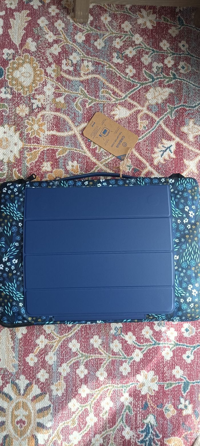 Pochette ordinateur neuve Cabaia 16 " - photo numéro 7