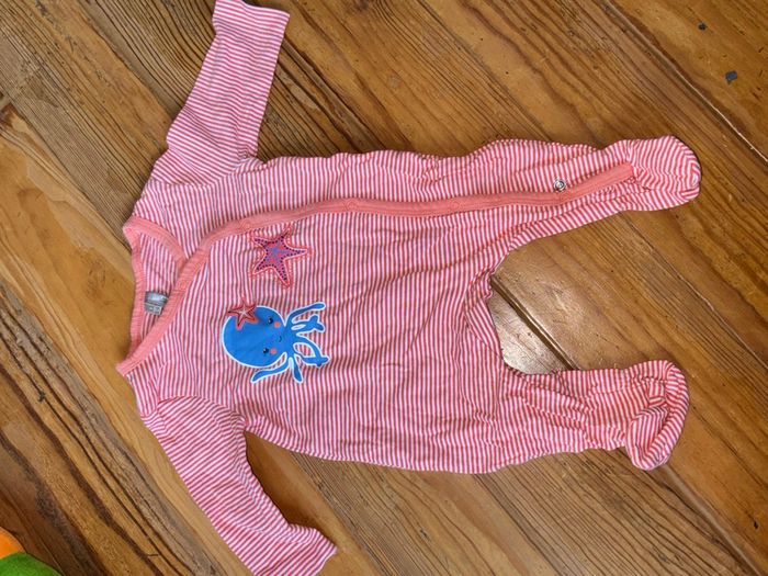 Lot 10 pyjamas 1 mois - photo numéro 5