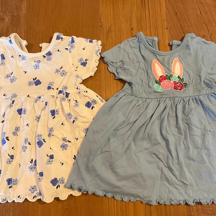 Lot 2 robes légères 3 mois