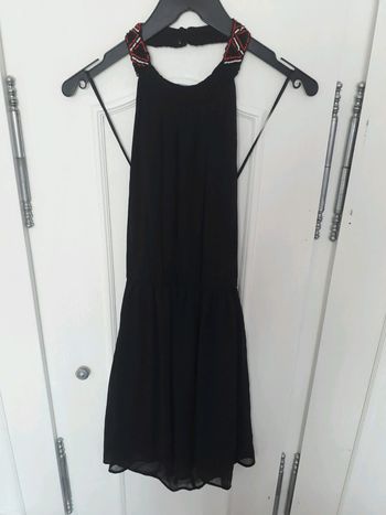 Robe Etam noir dos nu cou perlé