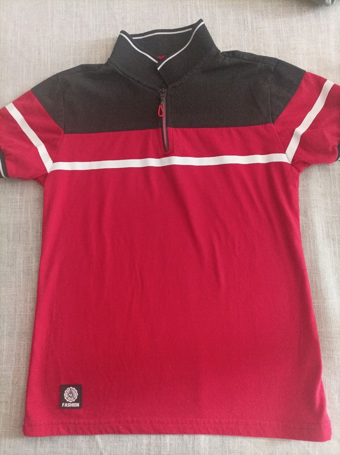 Lot vêtements 10 ans - photo numéro 4