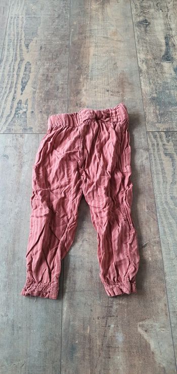 Pantalon kiabi 23 mois en très bon état