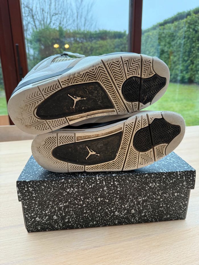 Air Jordan 4 Military Black Noir et Blanche - photo numéro 8
