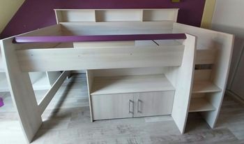 Lit enfant en hauteur