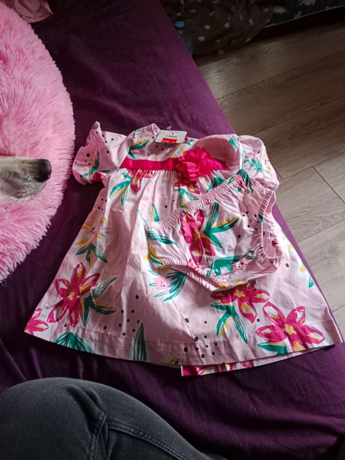 Robe plus culotte bébé fille