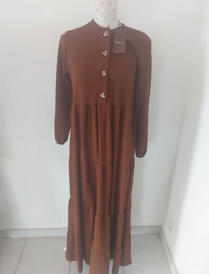 Robe femme T.U brune crêpe