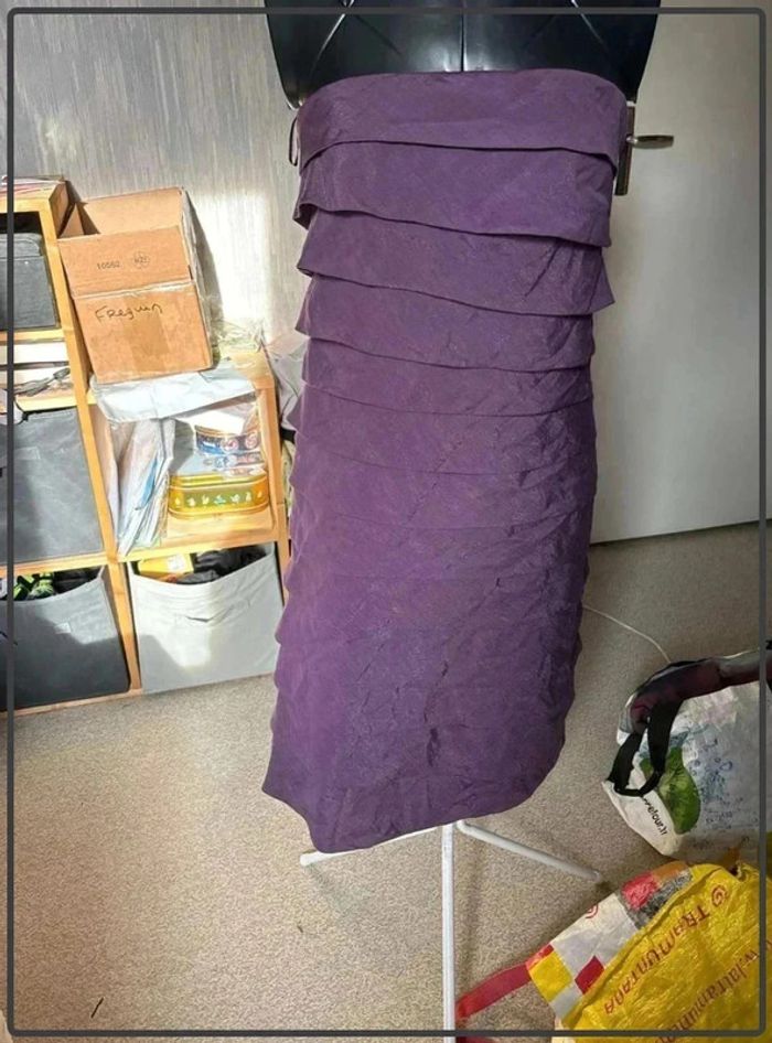 Magnifique  robe taille 40  marque un deux trois - photo numéro 2