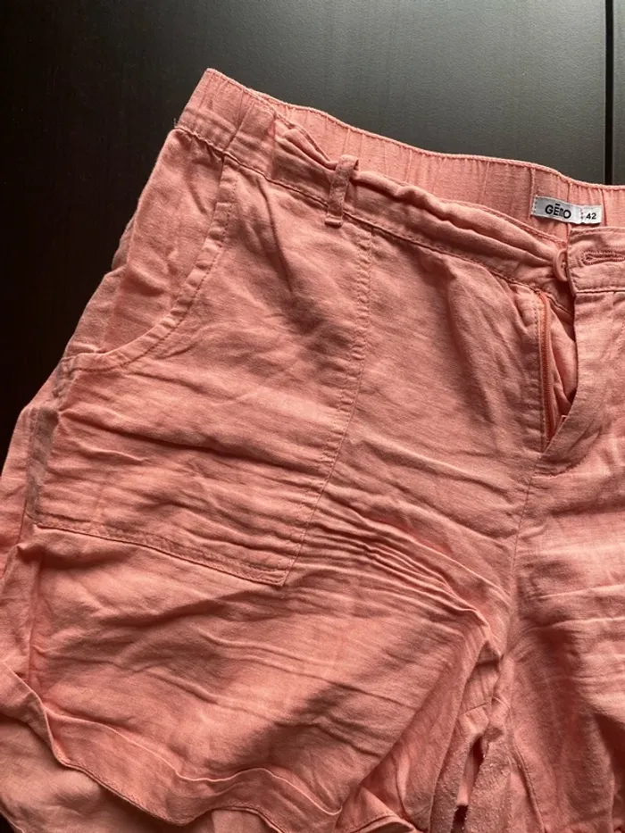Short en lin rose Gemo Taille 42 neuf - photo numéro 2