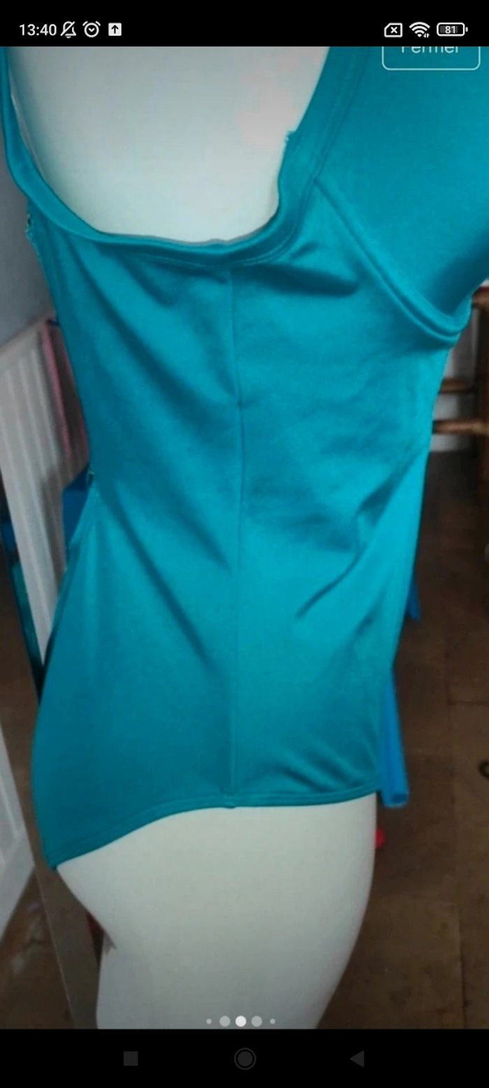 Très beau maillot de bain f17 - photo numéro 2