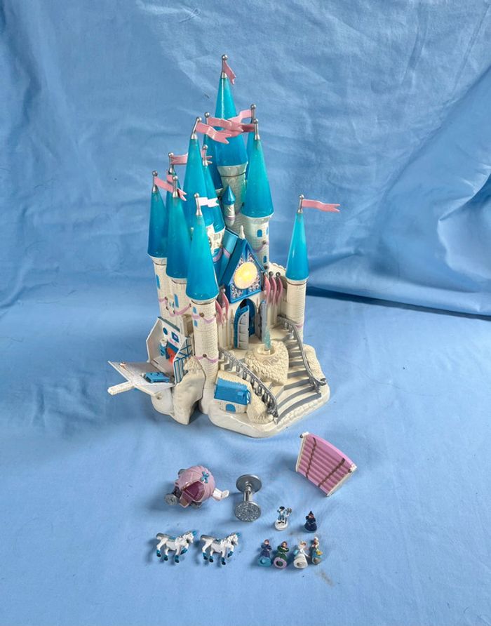 Château cendrillon trendmasters - photo numéro 5