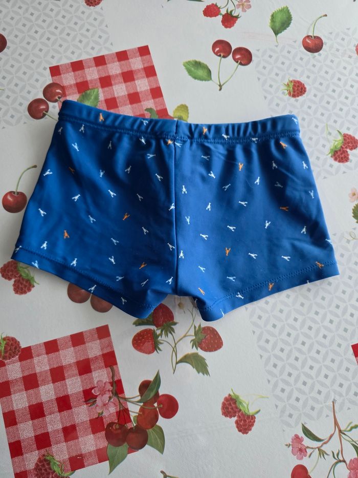 MAILLOT BAIN GARÇON 👦 BLEU ROI MOTIFS HOMARD 🦞🦞 TAILLE 8ANS MARQUE GÉMO - photo numéro 3