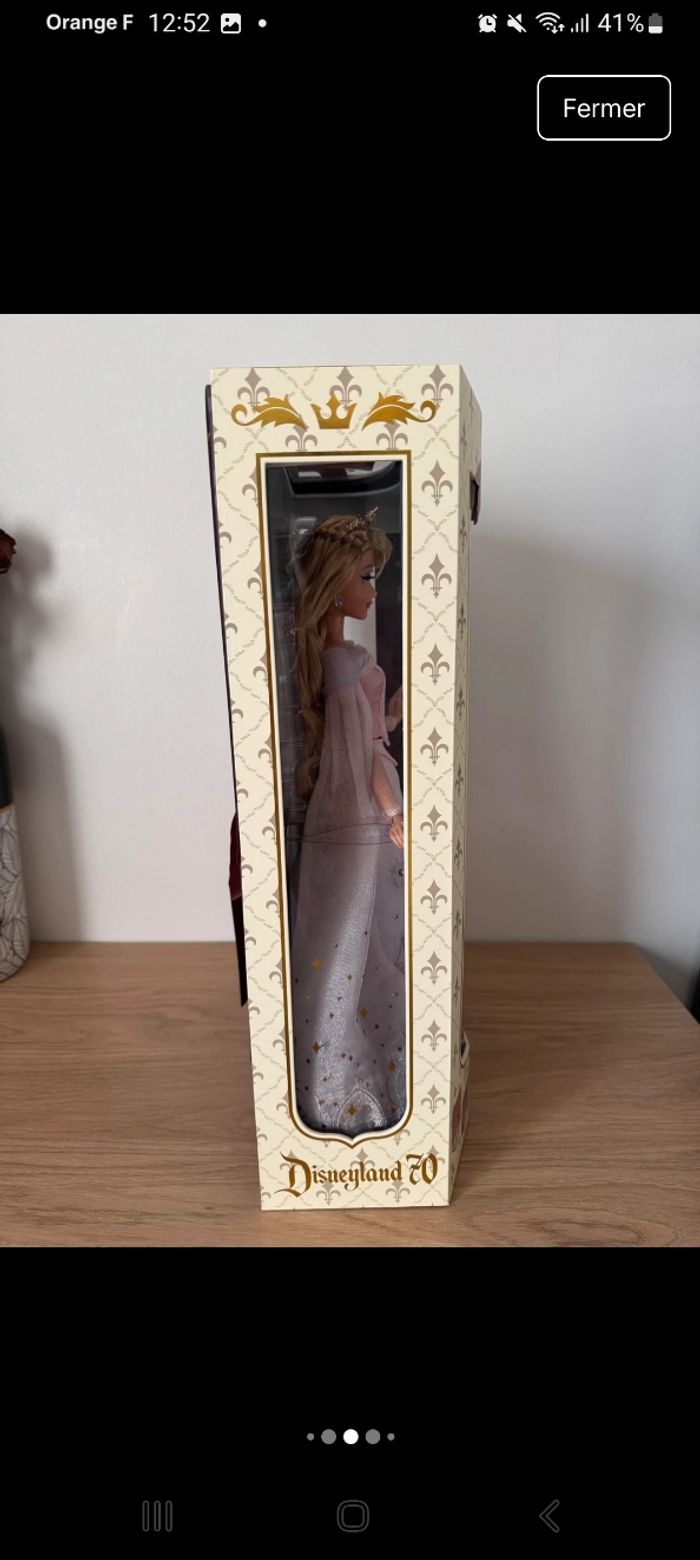 Poupée Aurore 70e anniversaire de Disneyland Resort en édition limitée, La Belle au Bois Dormant, 40,5 cm - photo numéro 5