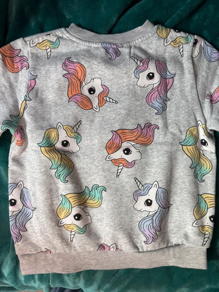 Sweat licorne 7-8 ans - photo numéro 4