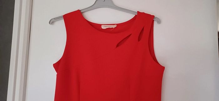Robe cérémonie rouge - photo numéro 4