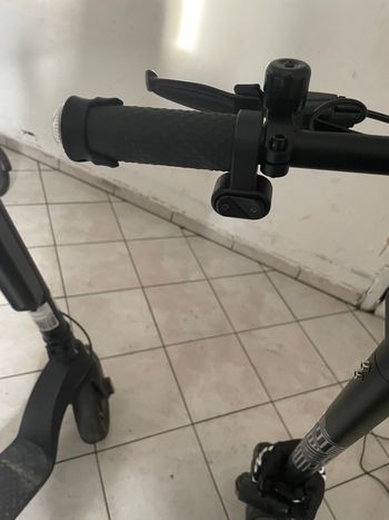 Bonjour je vend ou échange ma trottinette électrique écoute toute proposition 