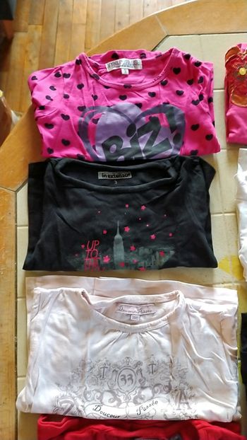 Lot 11 t-shirt ML 3 ans