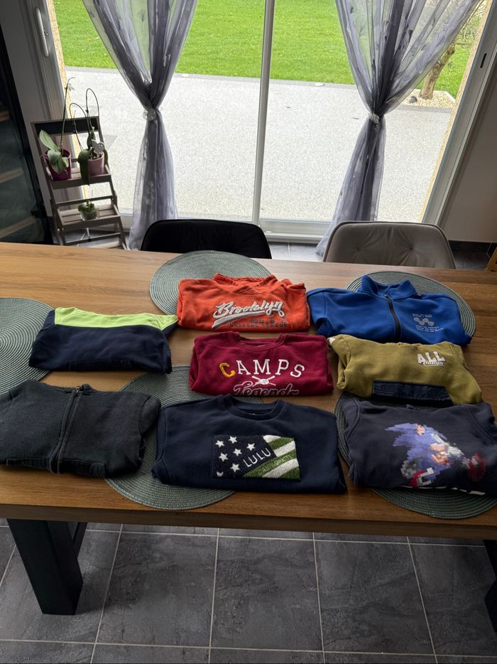 Lot d’habilles 6 ans en très bon état - photo numéro 5