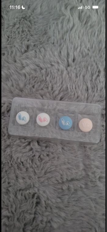 Protege joystick switch lapins