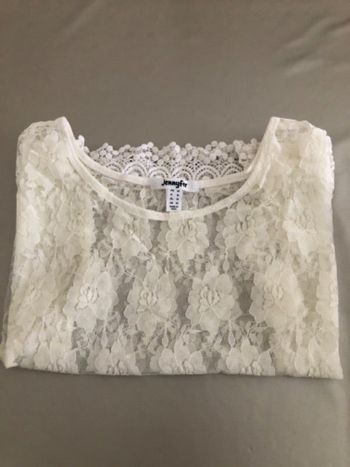 Haut transparent dentelle