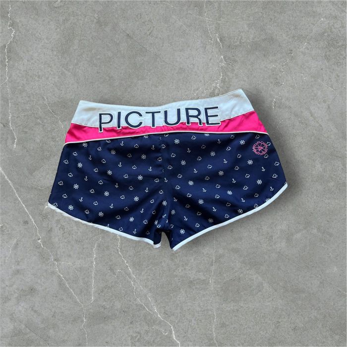 Short de bain Picture / XS/ Bleu marine. Très bon - photo numéro 2