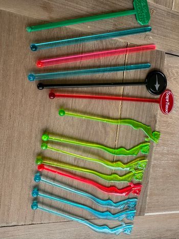 Lot de 14 mélangeurs à cocktail 