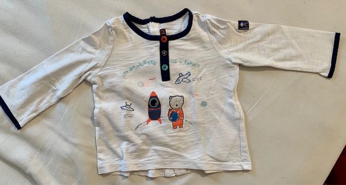Tee-shirts légé manches longues 9 mois