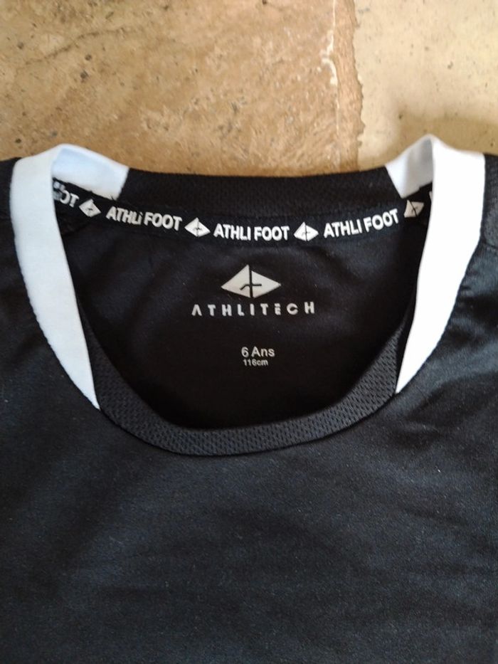 T shirt manches courtes de foot en 6 ans - photo numéro 2