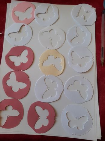 Pochoir papier papillon lot c